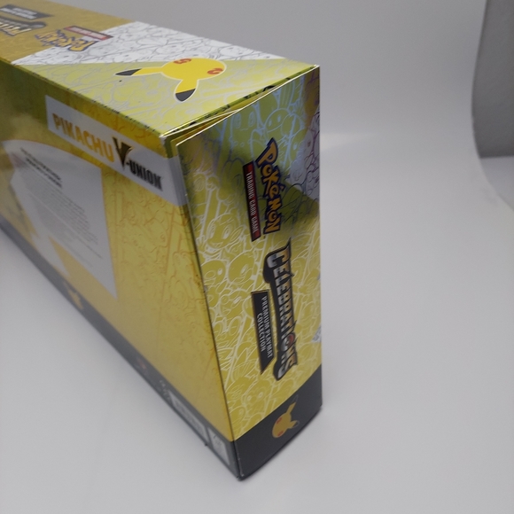 Pokemon Toys Pokemon Celebrations Premium Playmat Collection